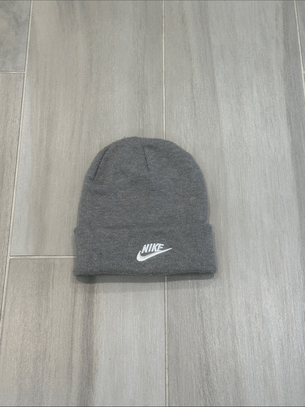 Nike Women’s Peak Futura Beanie Gray Cuffed Knit Beanie with White Swoosh